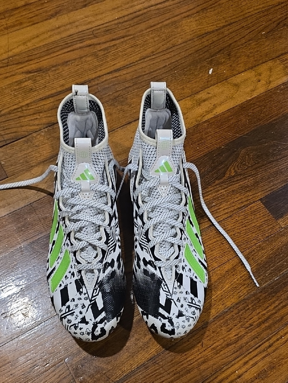 Adidas Cleats (New Without Tags) - Picture 4 of 8